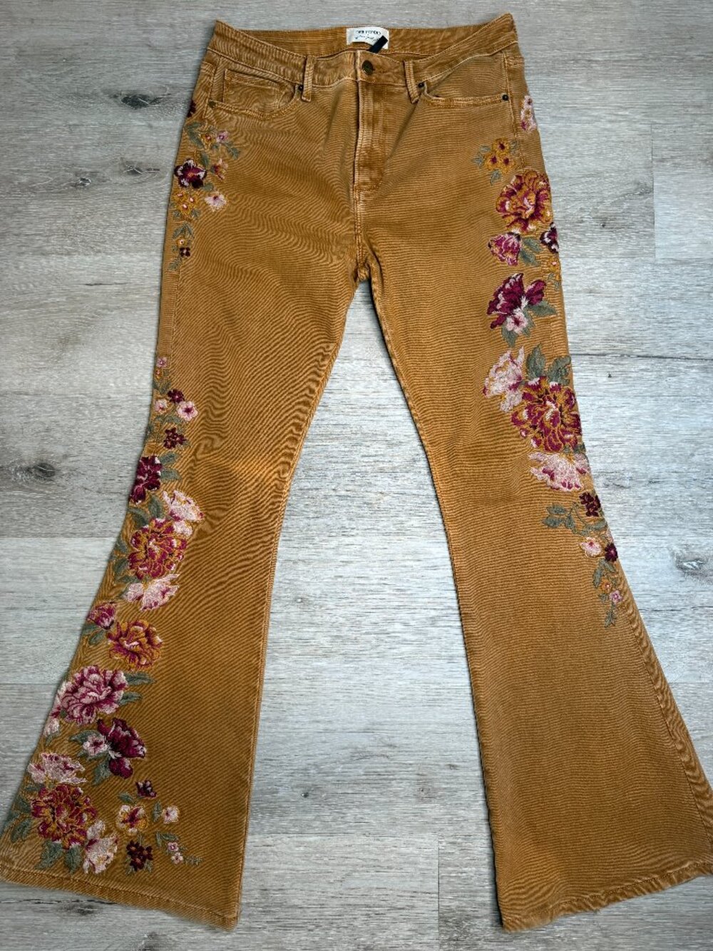 Free People x Driftwood Farrah Floral Embroidered Flare Jeans 29